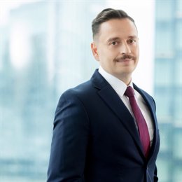 珠海风力逐渐减弱，仍有大雨，注意防御！